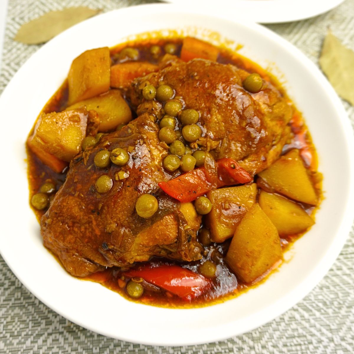 Stewed chicken in tomato sauce.